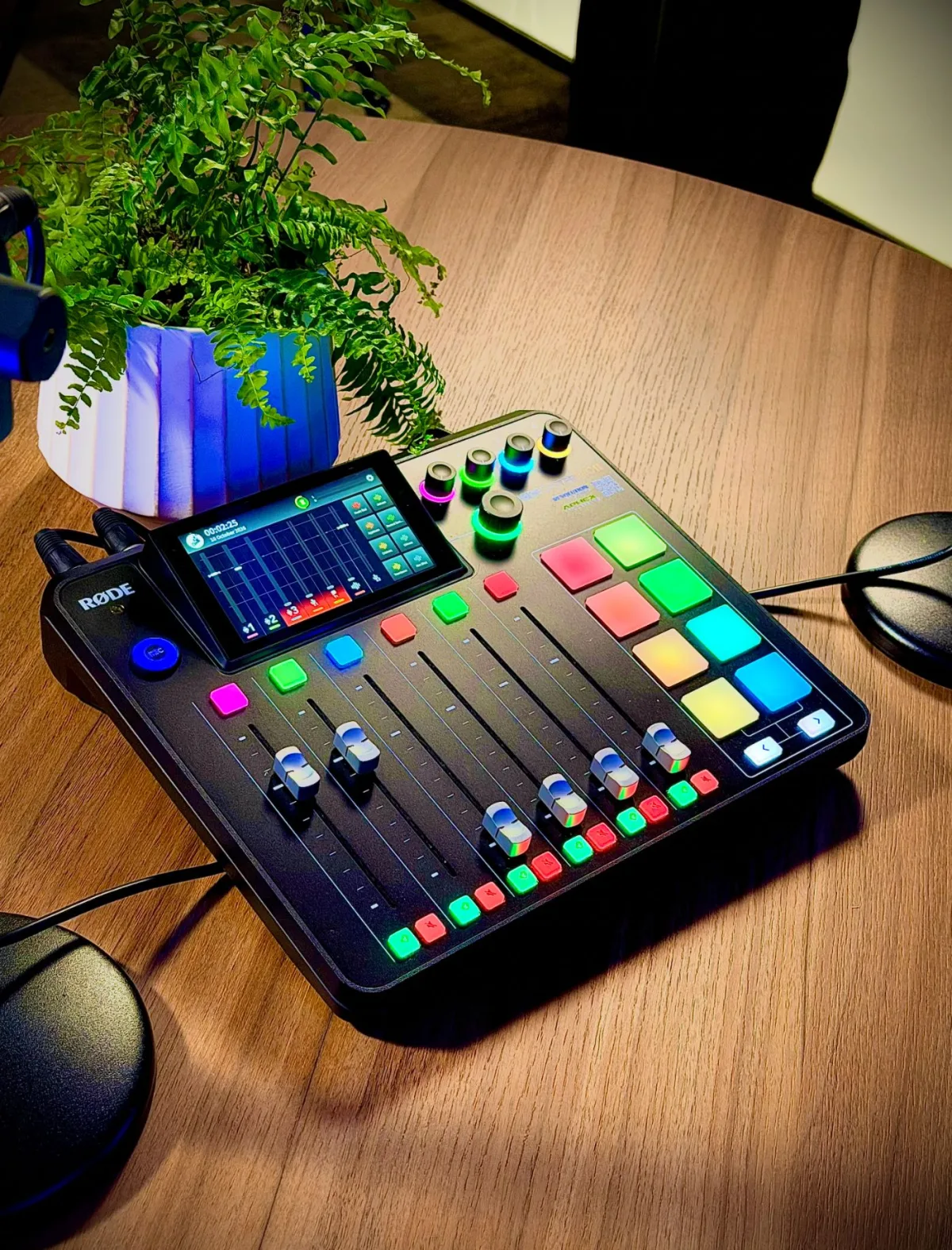 RØDECaster mixer